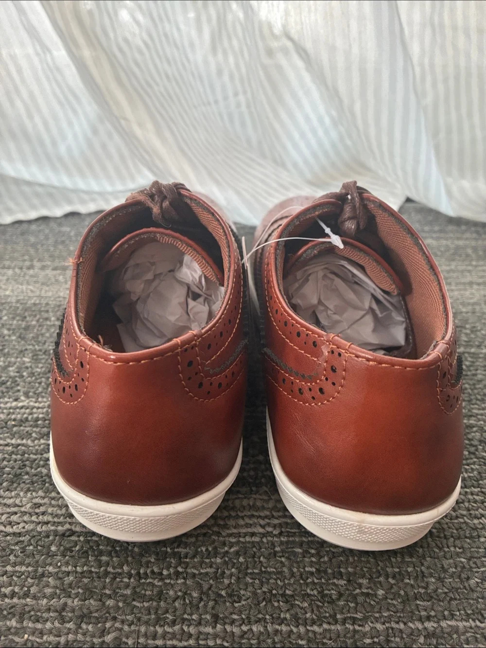 NWT Deer Stags Boys Brown Wingtip Lace-Up Casual Dress Shoes Sizep